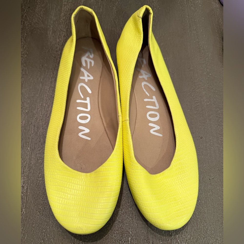 Kenneth Cole Reaction Bright Lime-Yellow Loafers